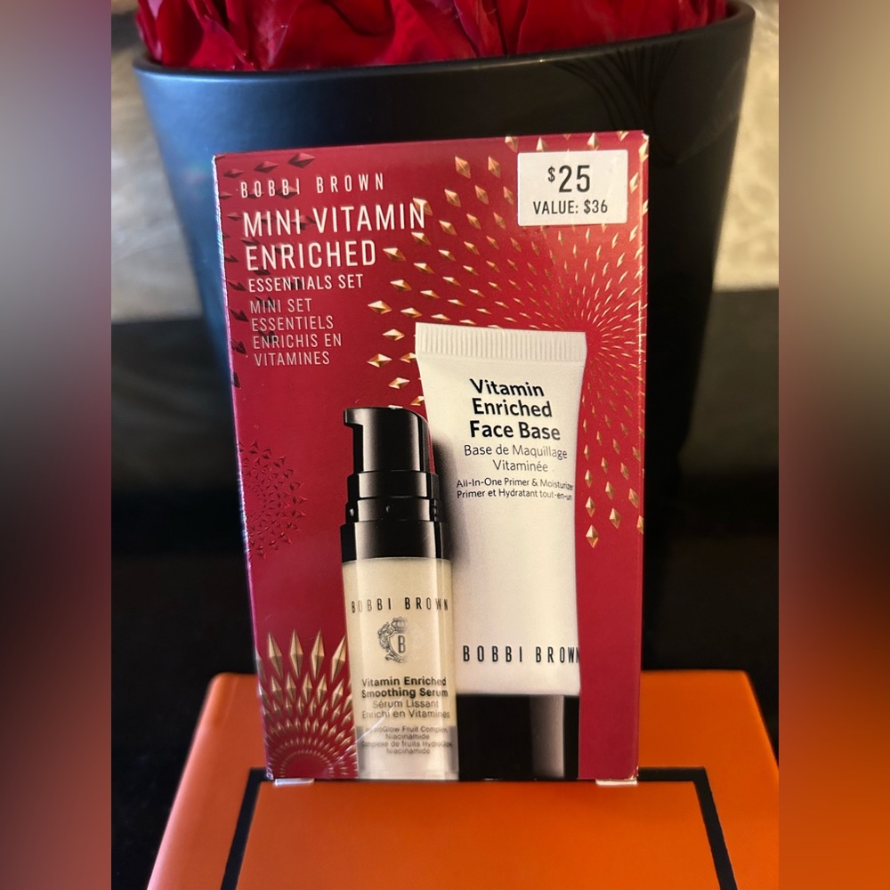 Bobbi Brown Mini Vitamin Enriched Essentials Set Primer & Serum  New